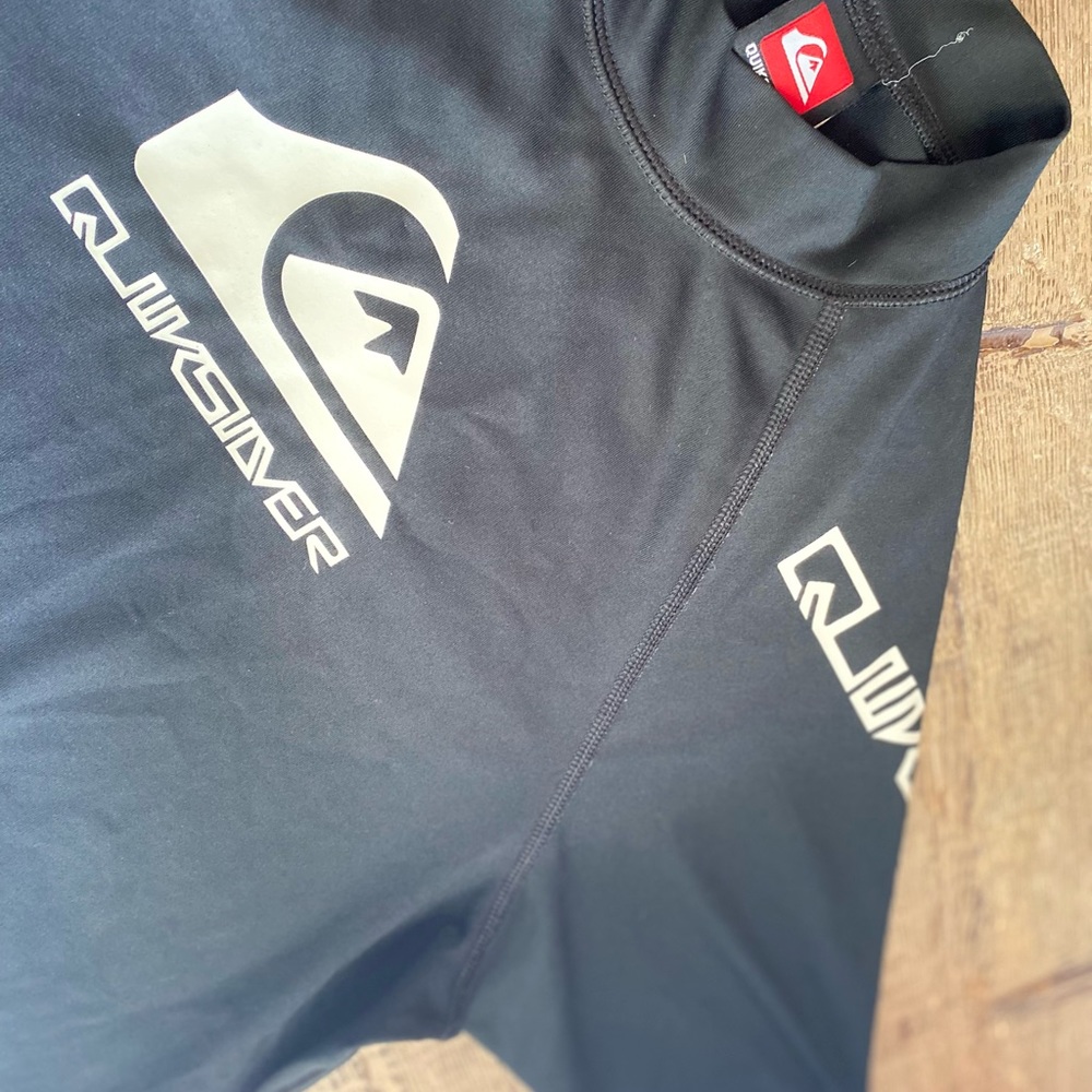 Quicksilver Unisex Large Rashguard - Picture 2 of 5